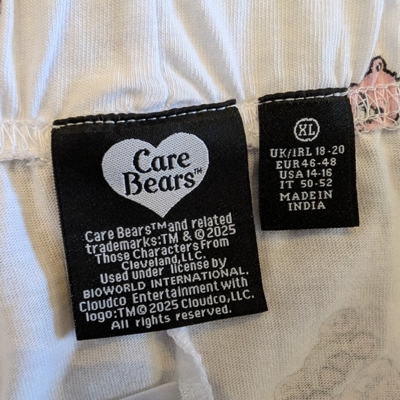 Care bears Women's White & Pink Love A Lot Sleepwear Set Size XL 14/16 - Picture 3 of 8